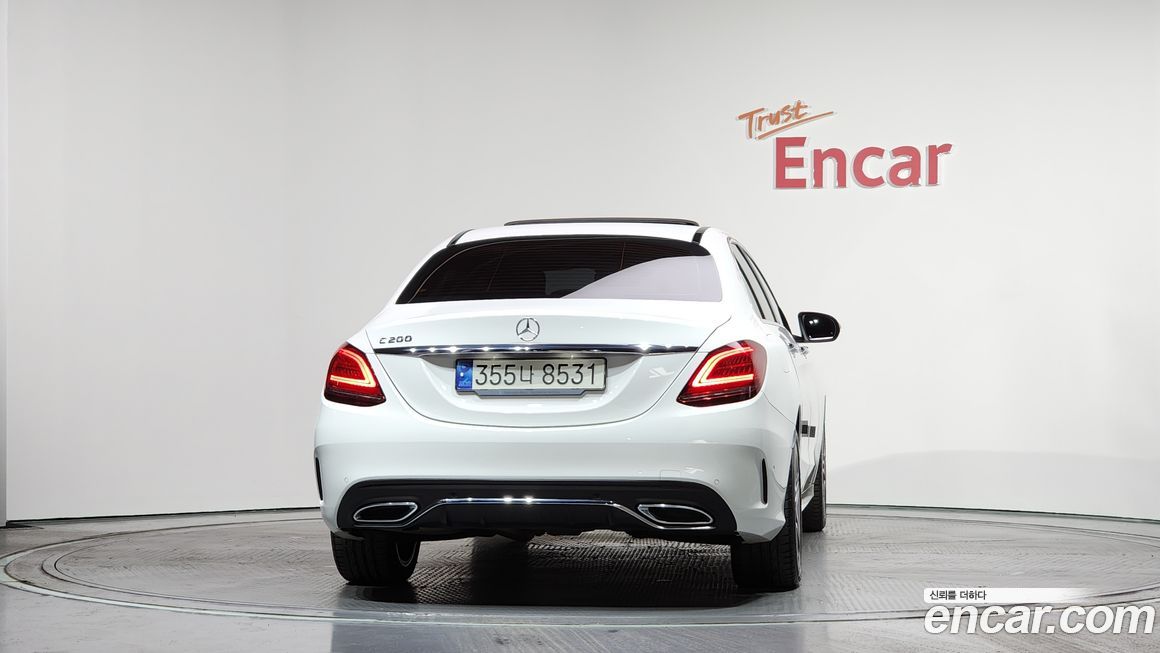 Mercedes-Benz C-Class 2021