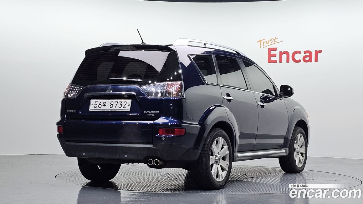 Mitsubishi Outlander 2010