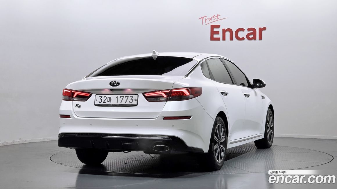 Kia K5 2019