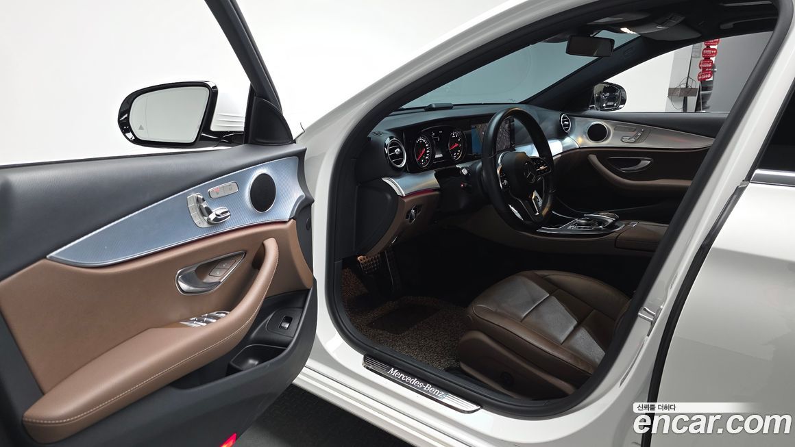 Mercedes-Benz E-Class 2020