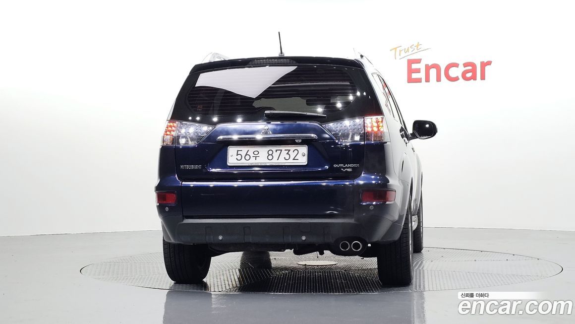 Mitsubishi Outlander 2010