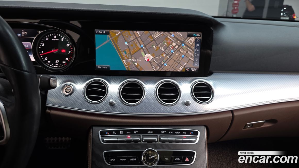 Mercedes-Benz E-Class 2020