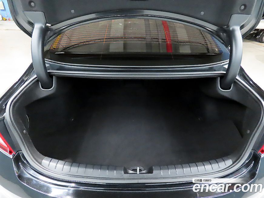 Hyundai Grandeur 2017