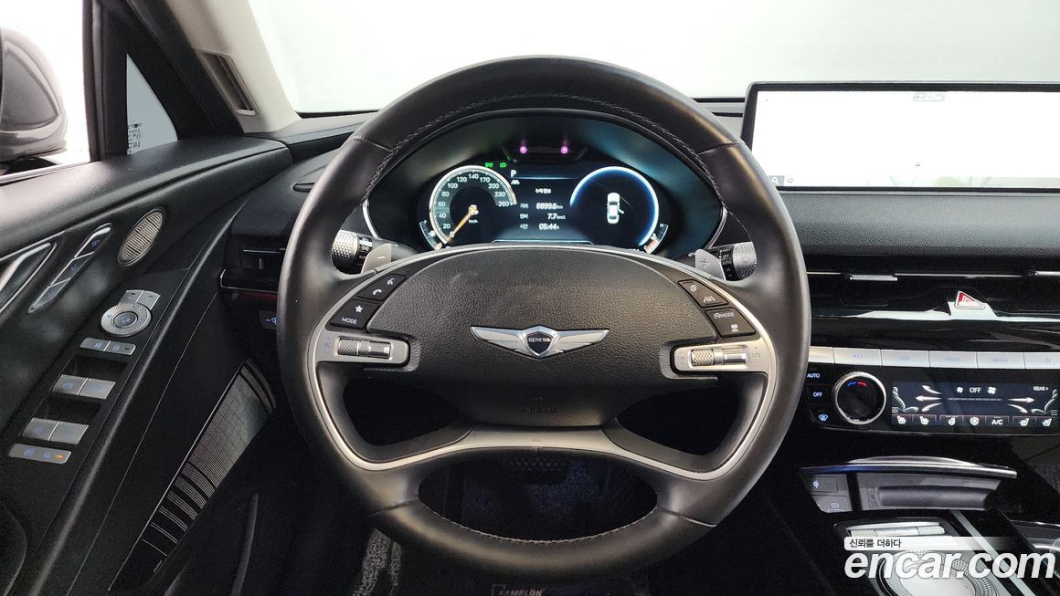 Genesis G80 2021