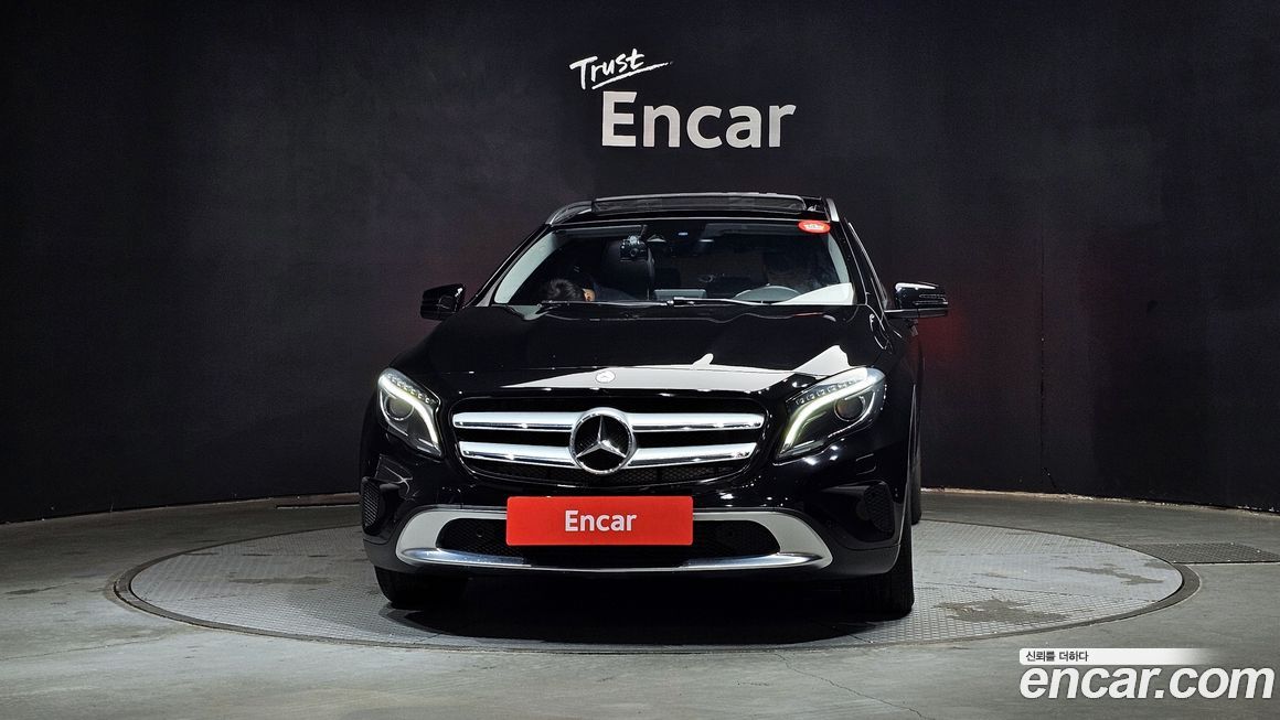 Mercedes-Benz GLA-Class 2016