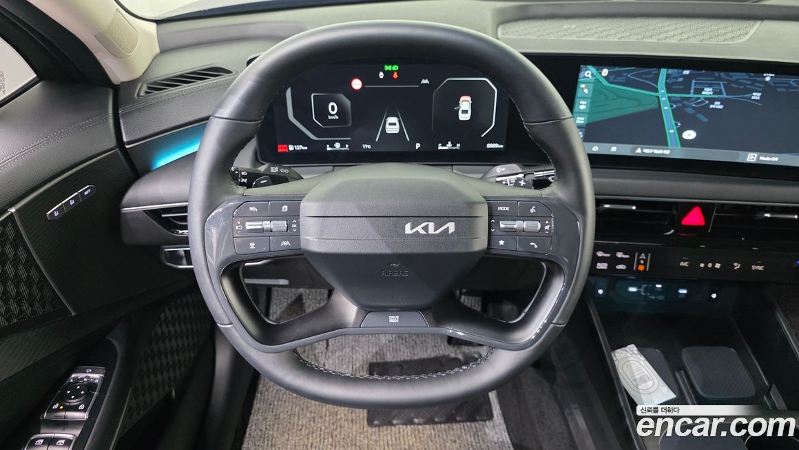 Kia K8 2025