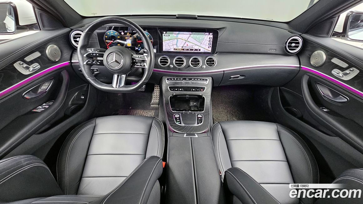 Mercedes-Benz E-Class 2021