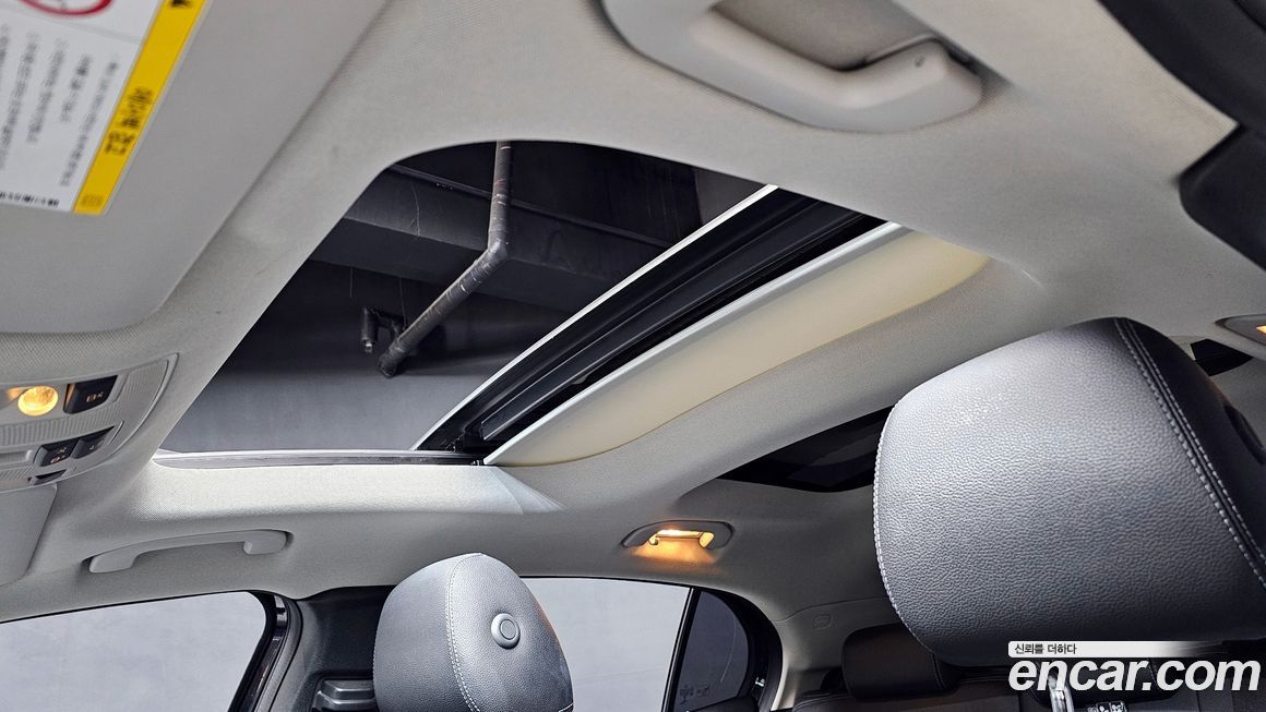 Mercedes-Benz GLA-Class 2016