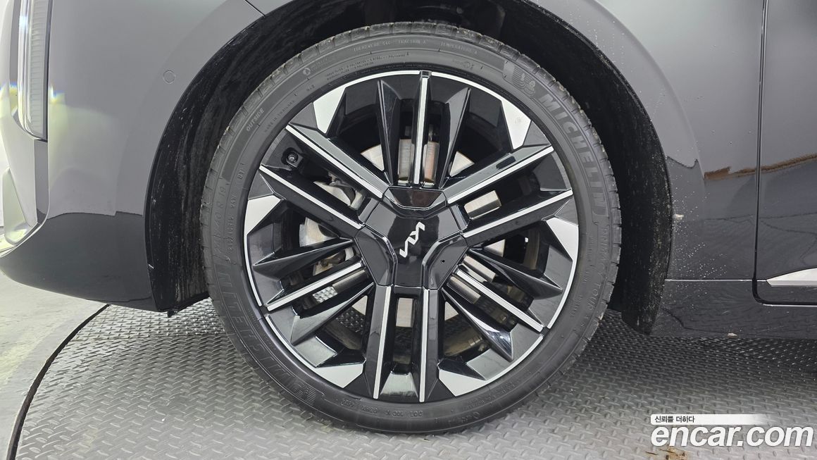 Kia K8 2025