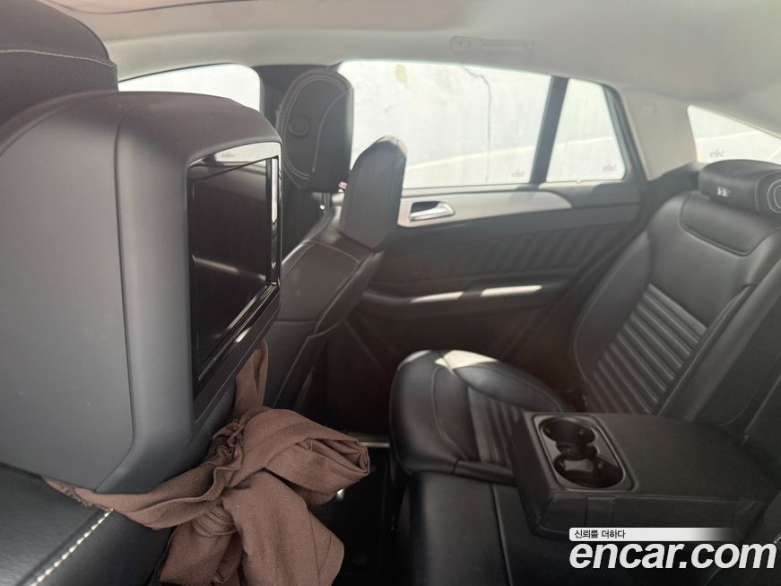 Mercedes-Benz GLE-Class 2017