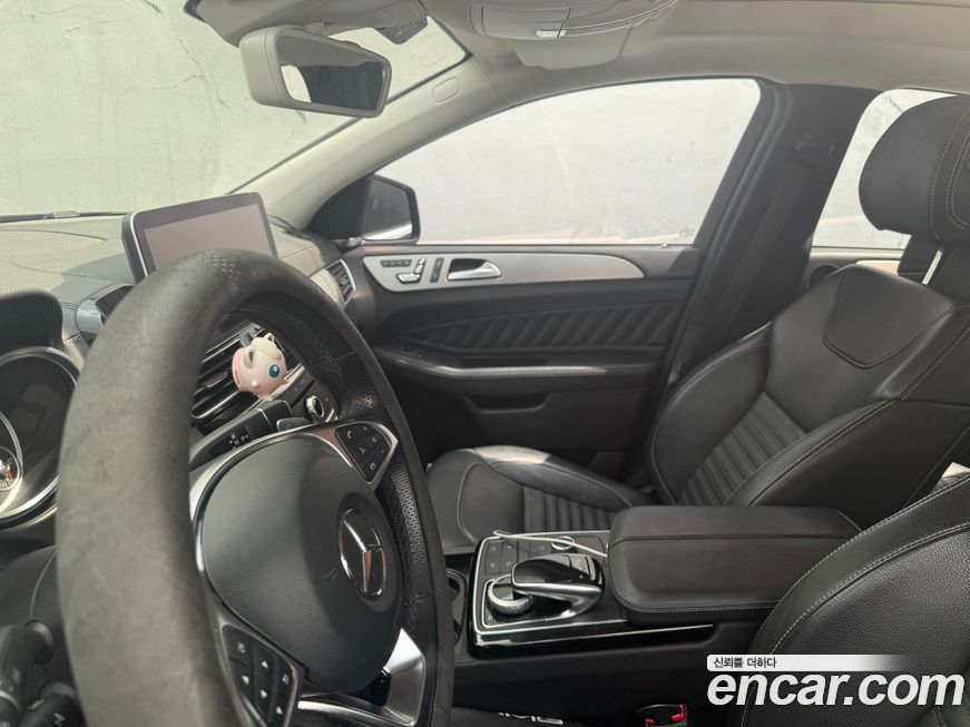 Mercedes-Benz GLE-Class 2017