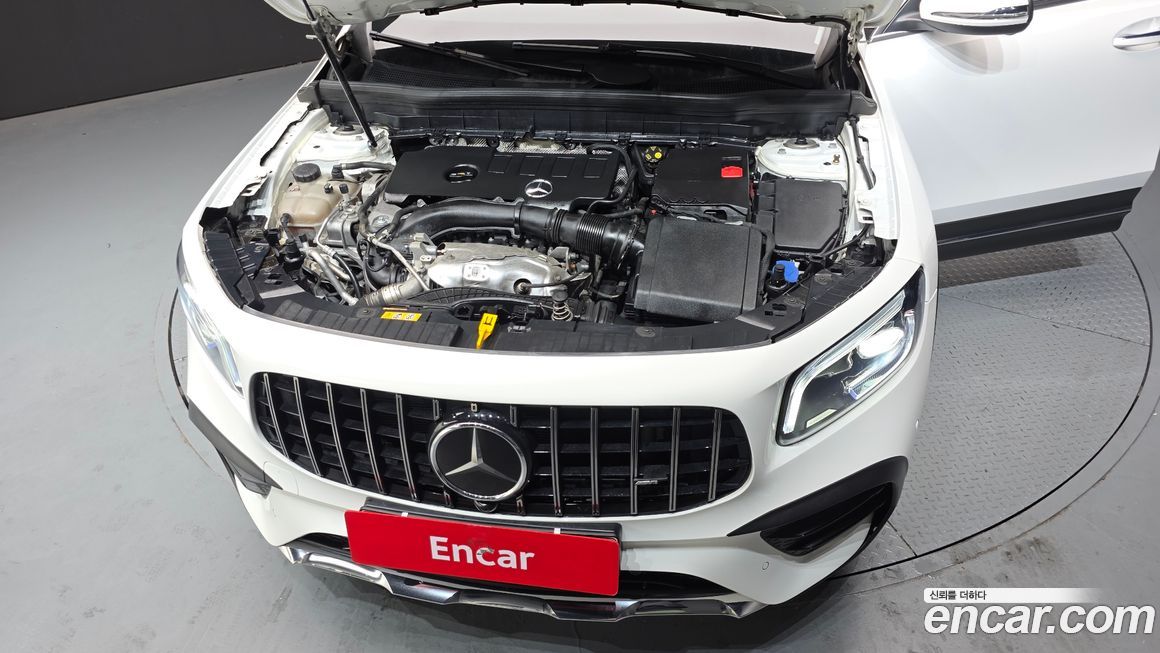 Mercedes-Benz GLB-Class 2023