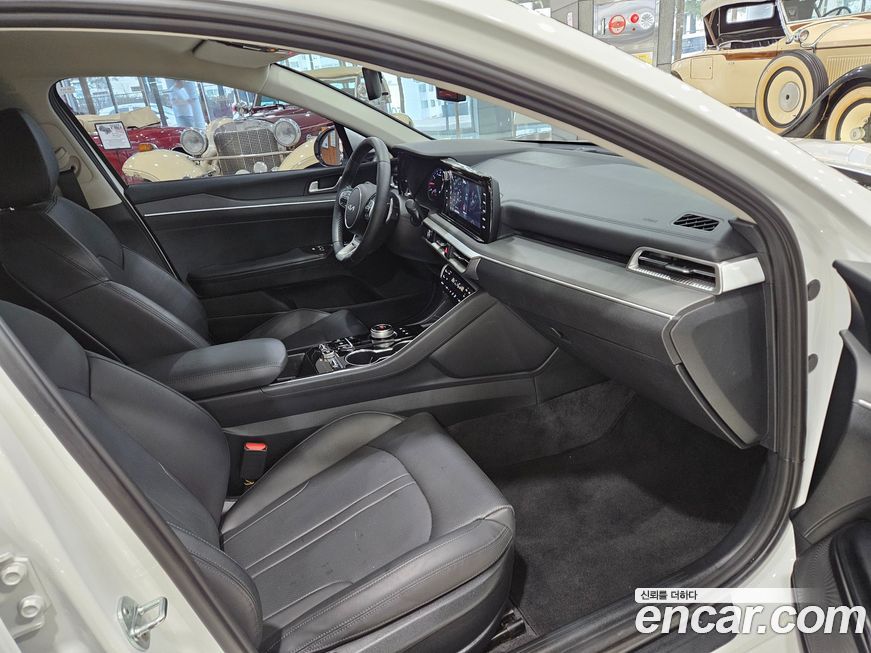 Kia K5 2023