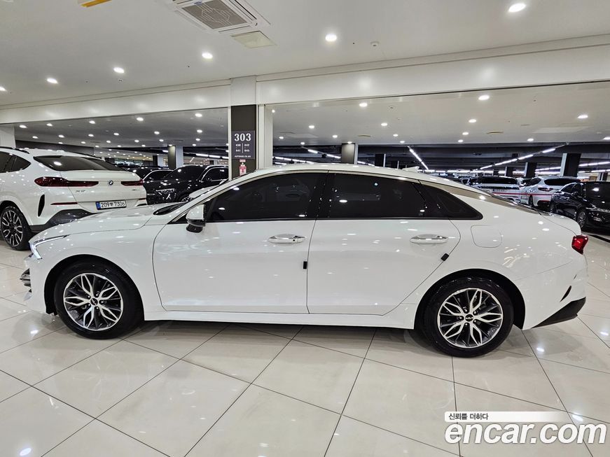 Kia K5 2023