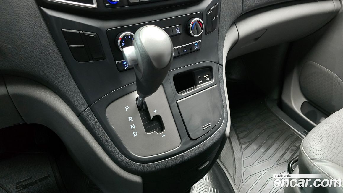 Hyundai Starex 2021