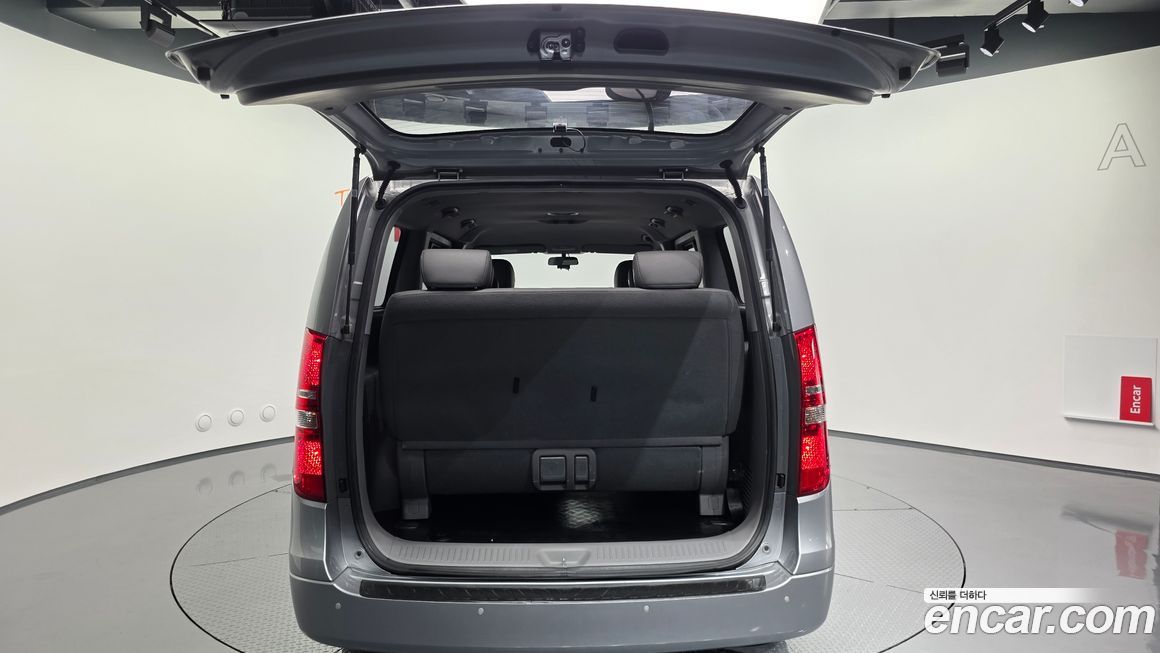 Hyundai Starex 2019