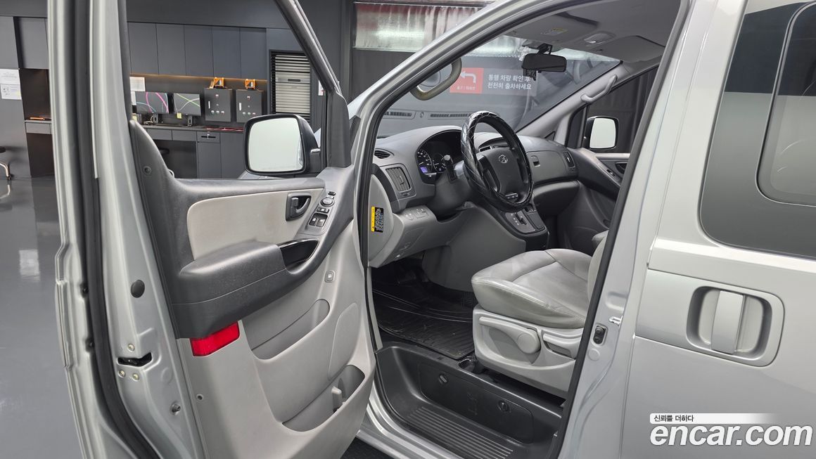 Hyundai Starex 2019