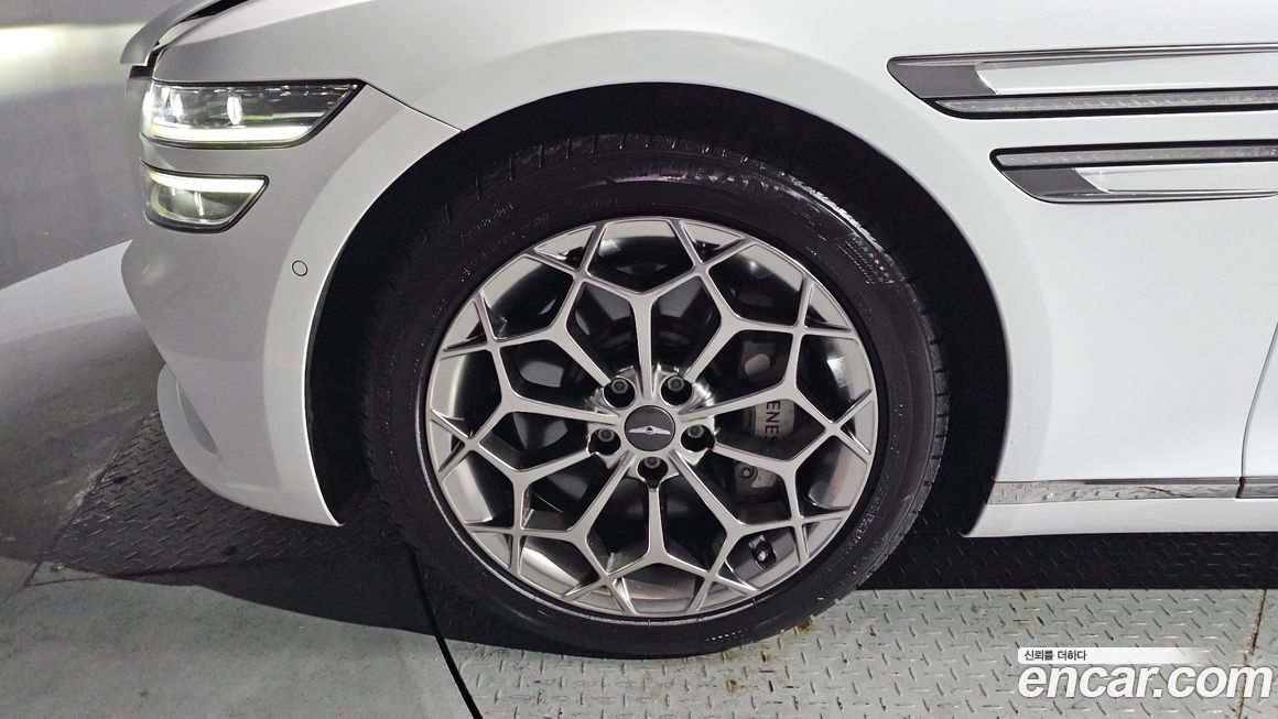 Genesis G80 2022