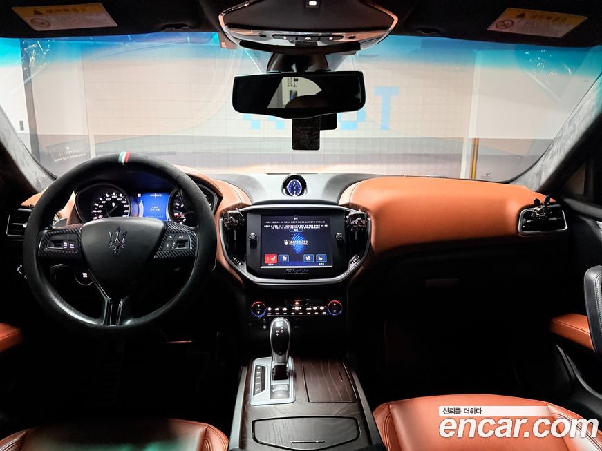 Maserati Ghibli 2016