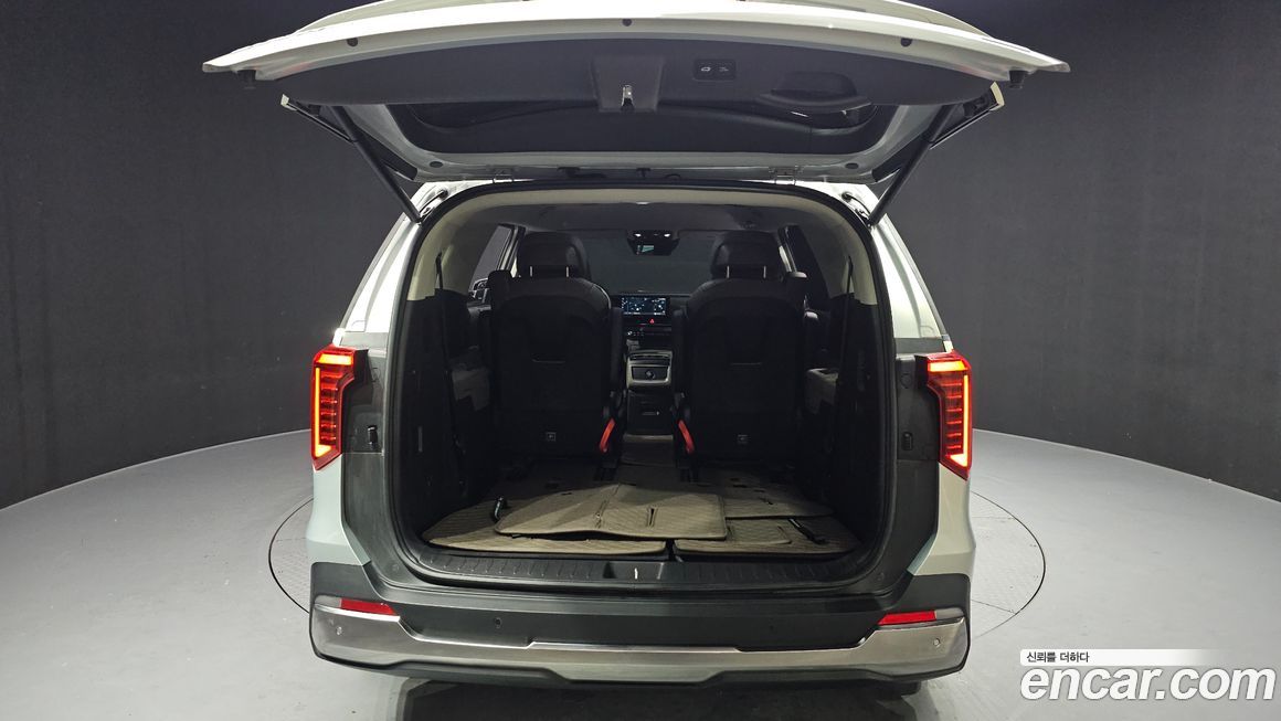 Kia Canival 2024