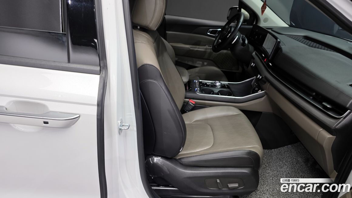 Kia Canival 2025