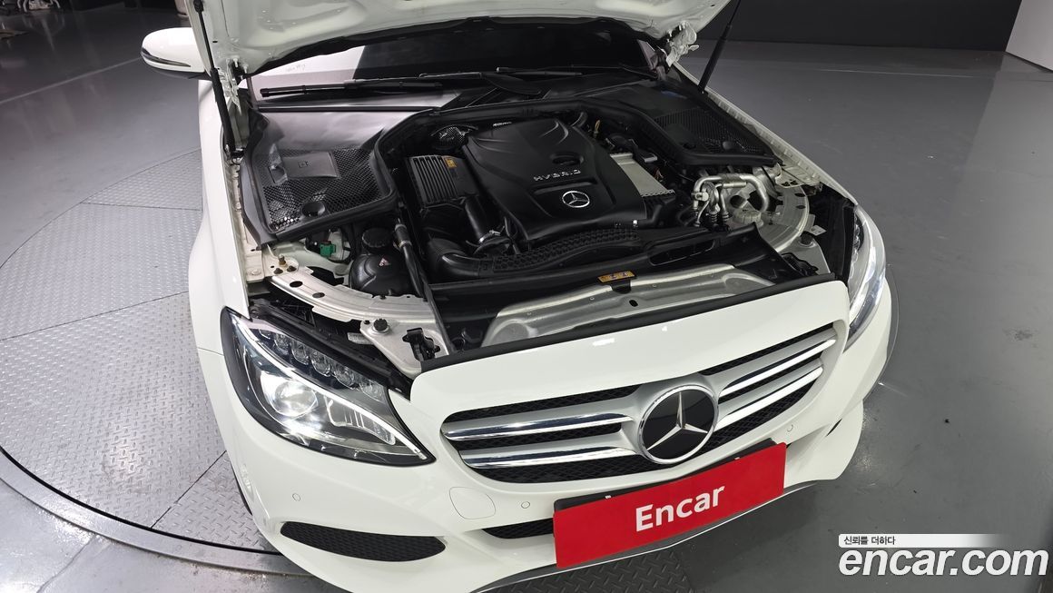 Mercedes-Benz C-Class 2018