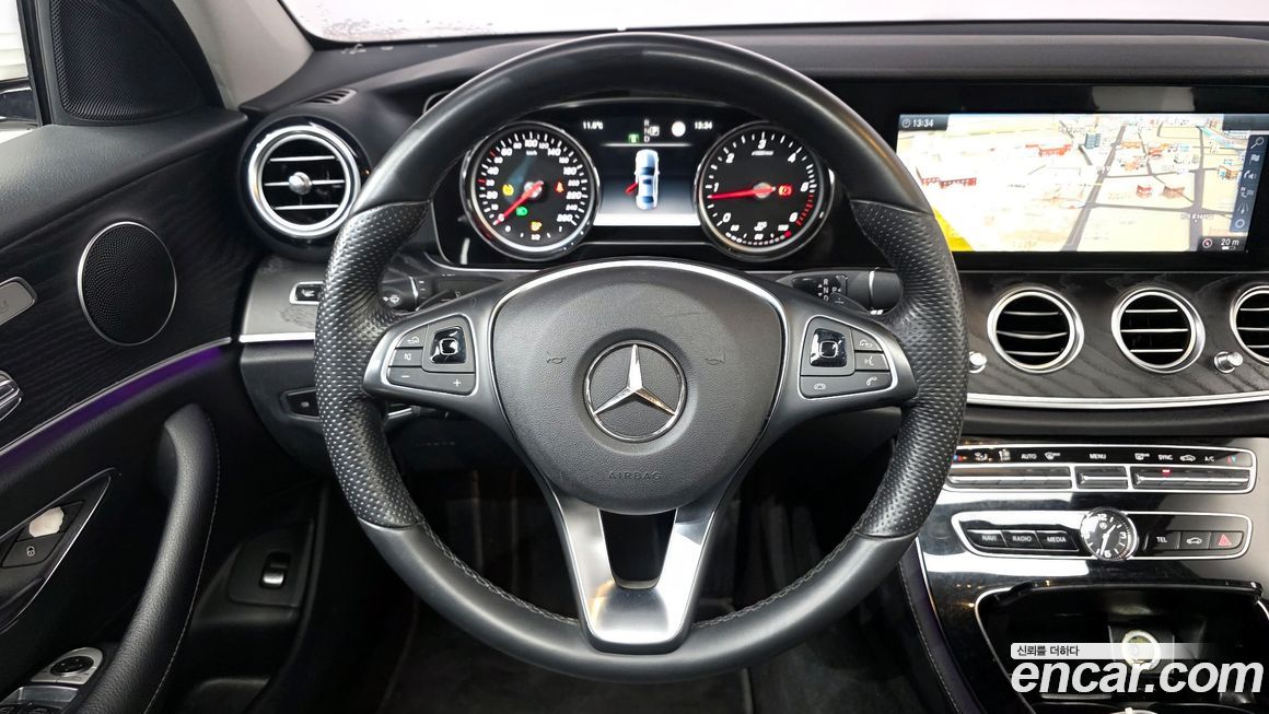 Mercedes-Benz E-Class 2017
