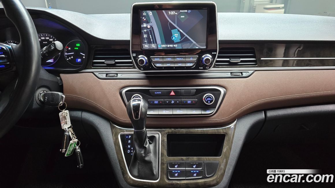 Hyundai Starex 2019