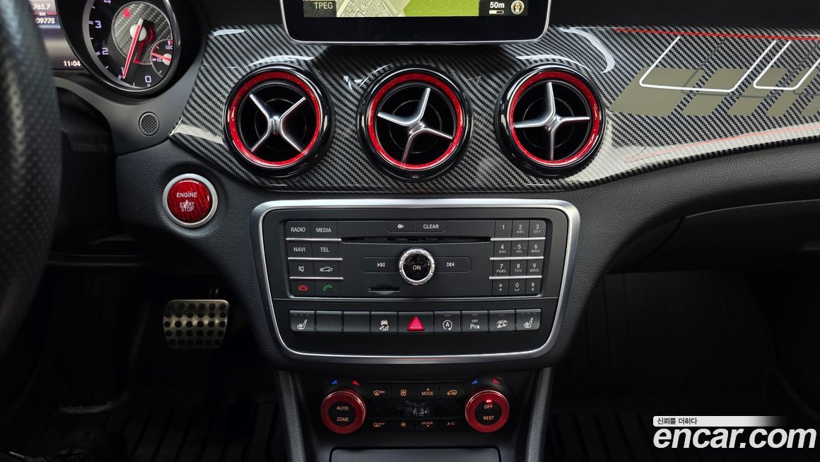 Mercedes-Benz GLA-Class 2016