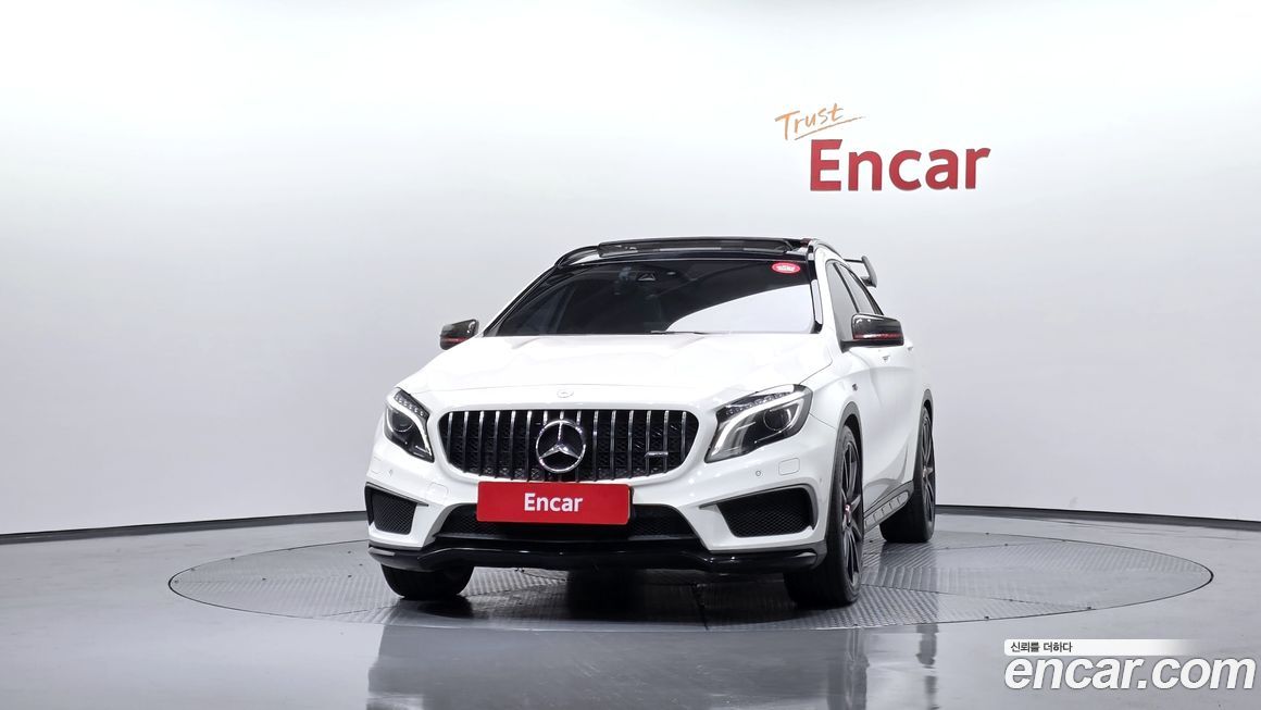 Mercedes-Benz GLA-Class 2016