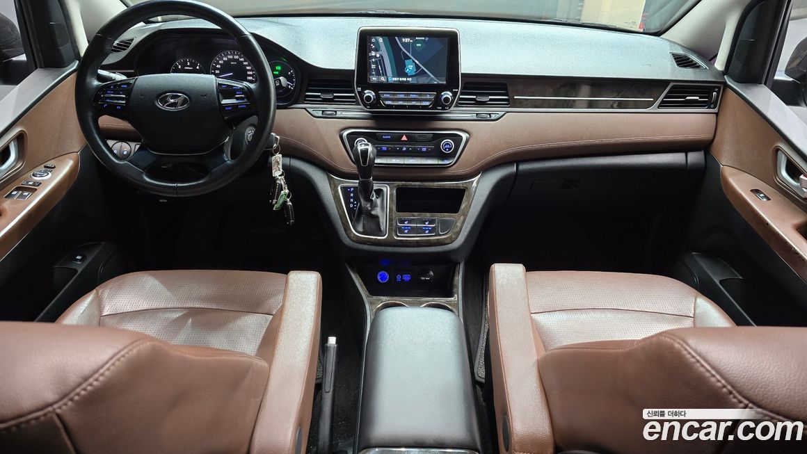 Hyundai Starex 2019