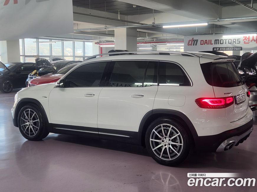 Mercedes-Benz GLB-Class 2023
