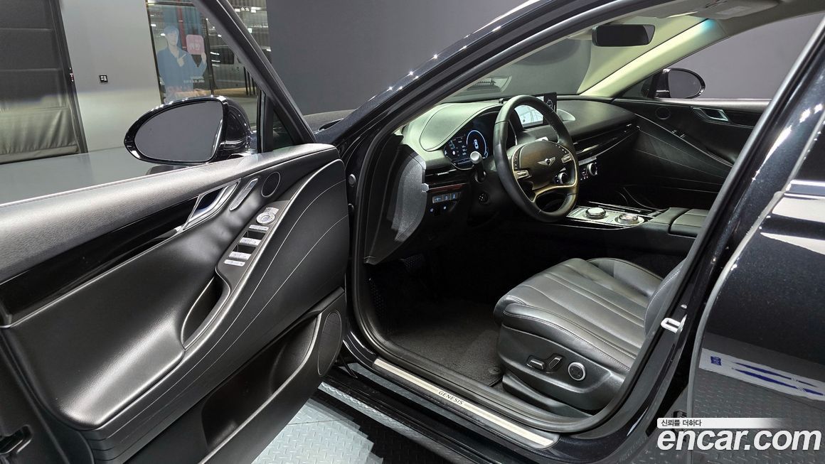 Genesis G80 2023