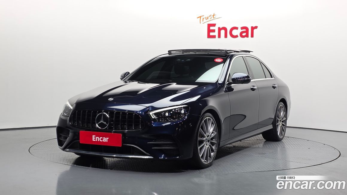 Mercedes-Benz E-Class 2022