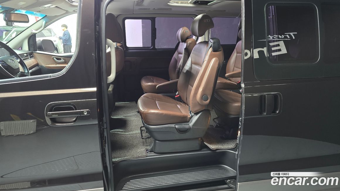 Hyundai Starex 2019