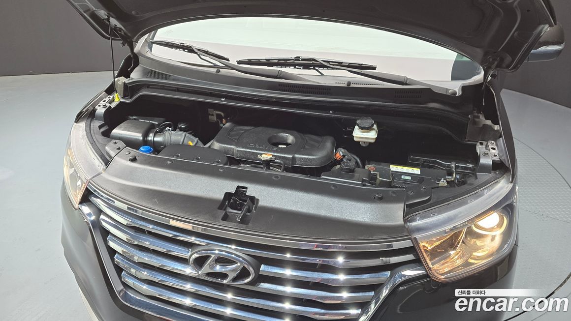 Hyundai Starex 2019