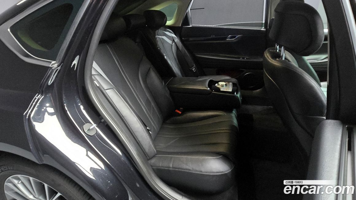 Genesis G80 2023
