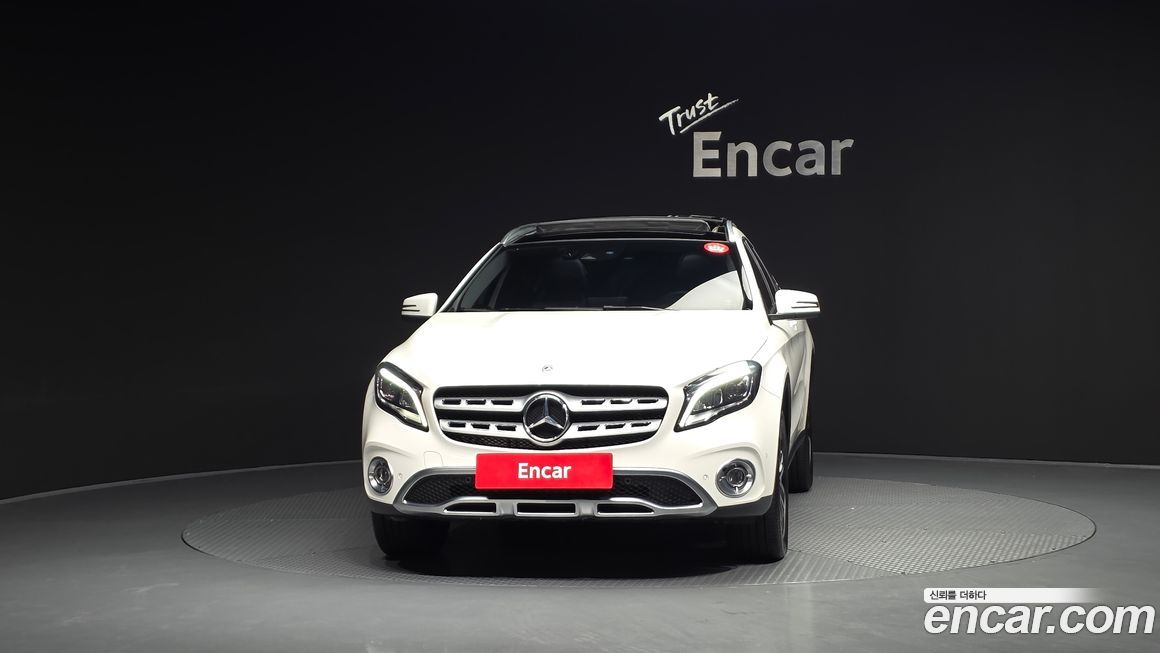 Mercedes-Benz GLA-Class 2018