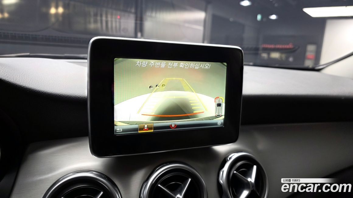 Mercedes-Benz GLA-Class 2018