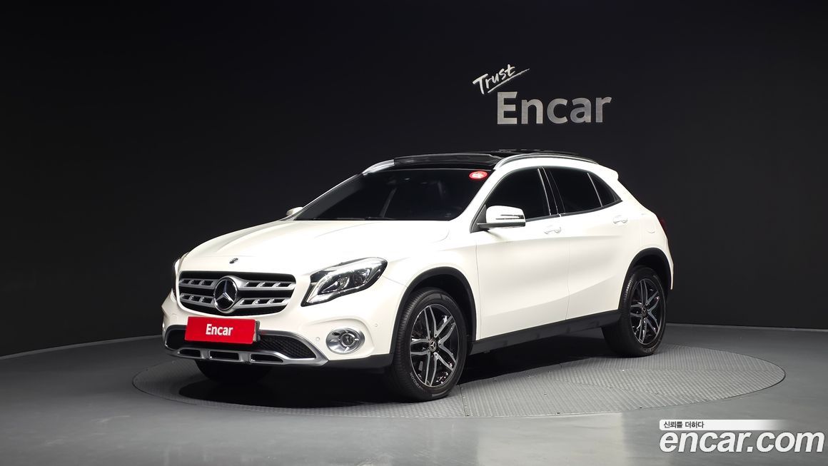Mercedes-Benz GLA-Class 2018