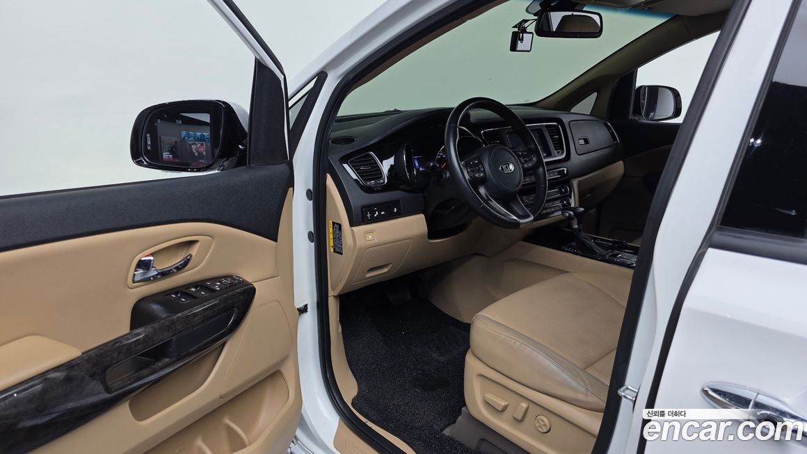 Kia Canival 2020