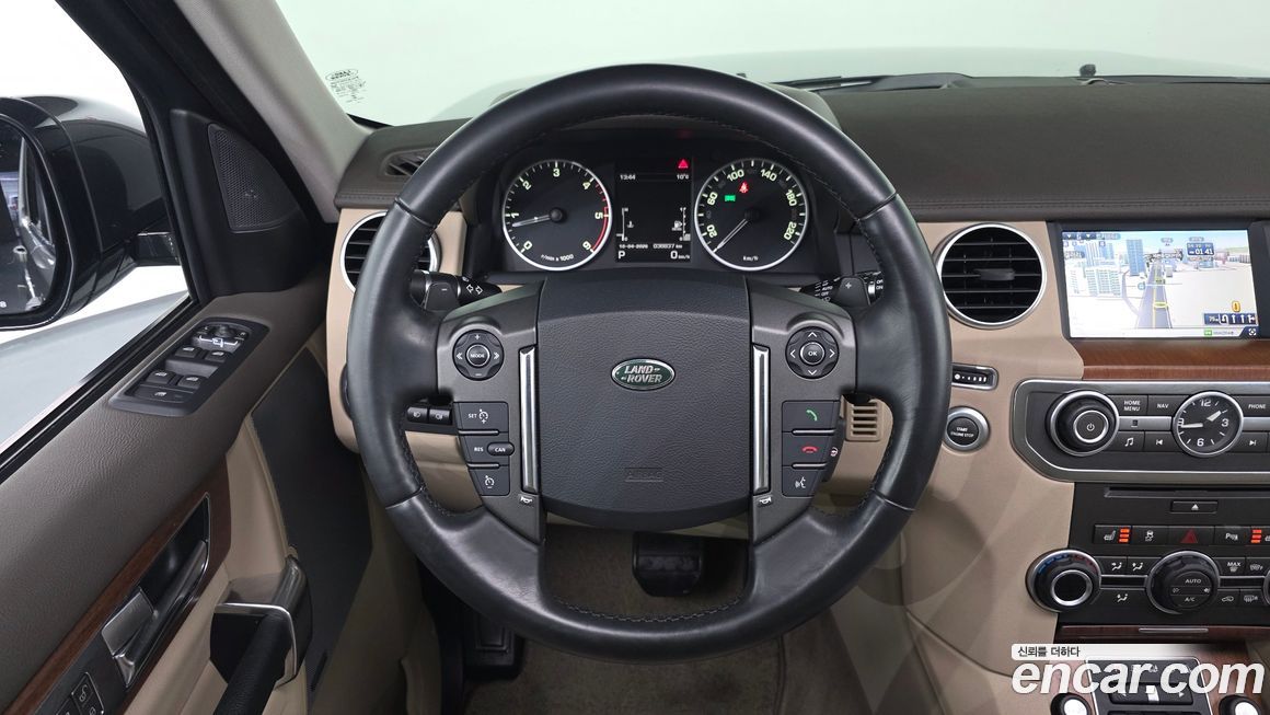 Land Rover Discovery 2016