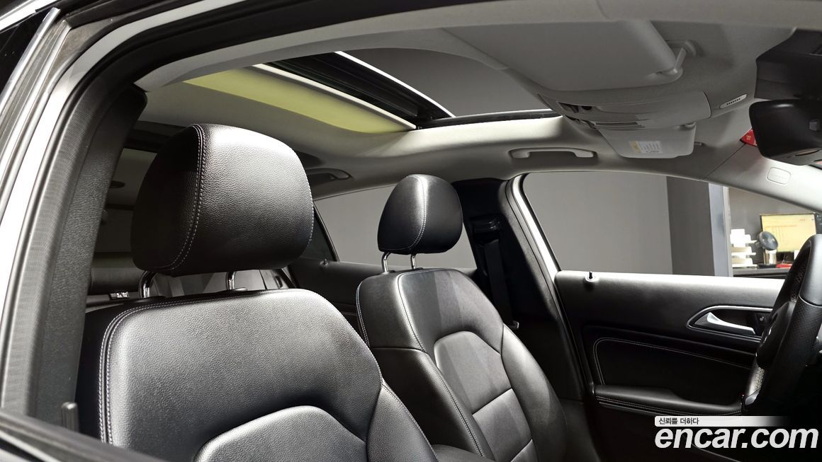 Mercedes-Benz GLA-Class 2018