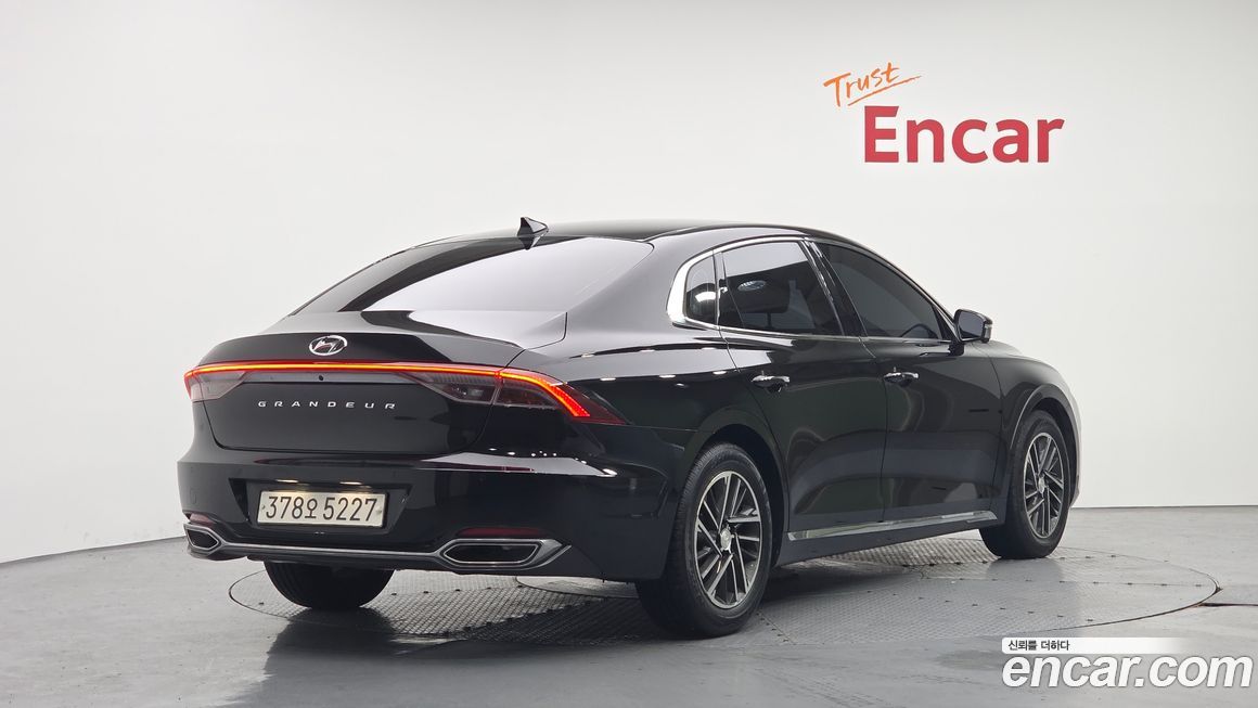 Hyundai Grandeur 2021