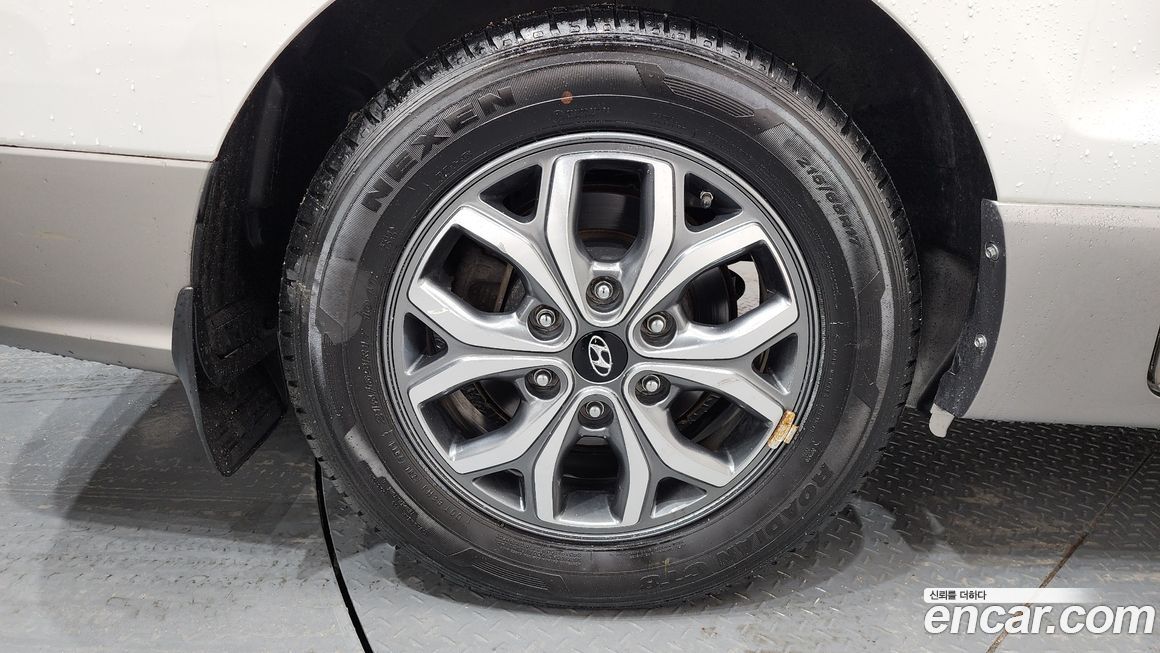 Hyundai Starex 2019