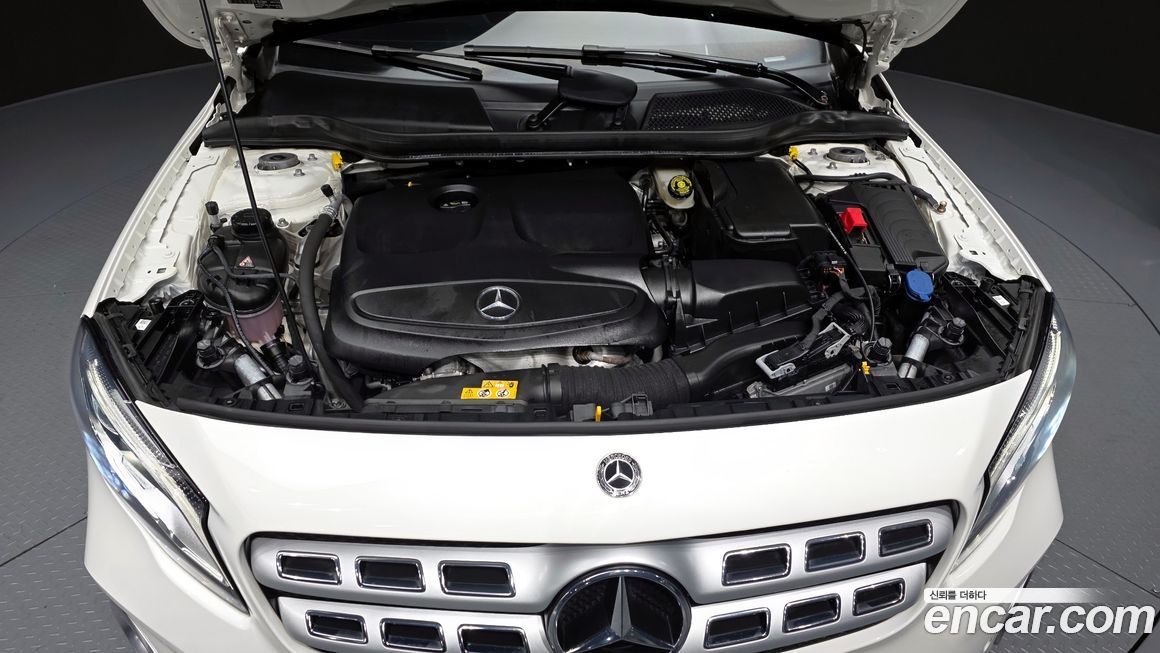 Mercedes-Benz GLA-Class 2018