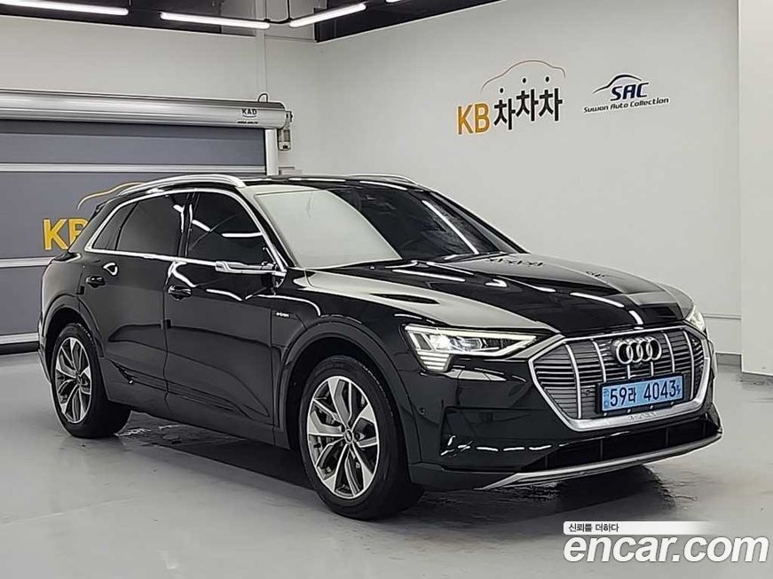 Audi e-tron 2022