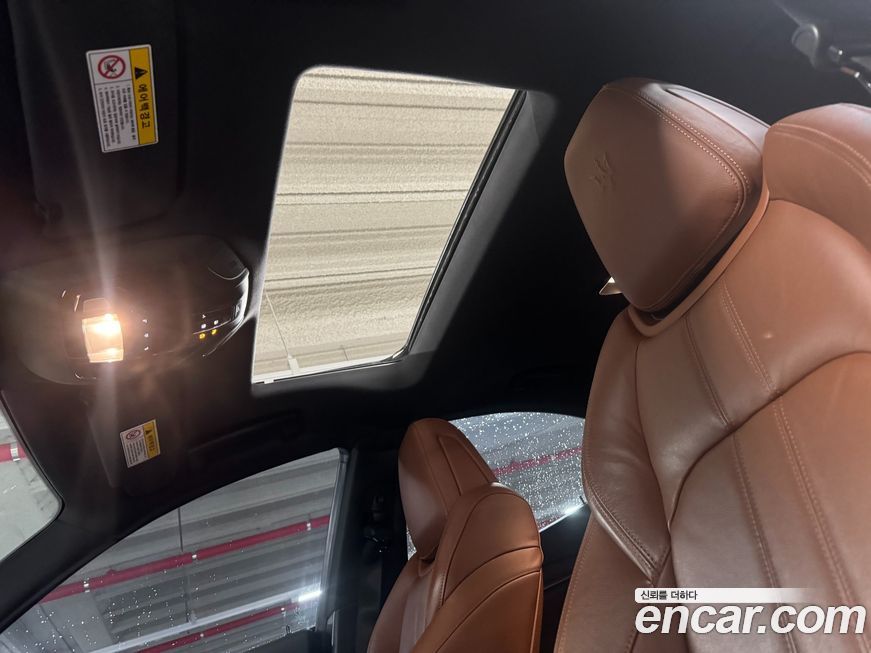 Maserati Ghibli 2017