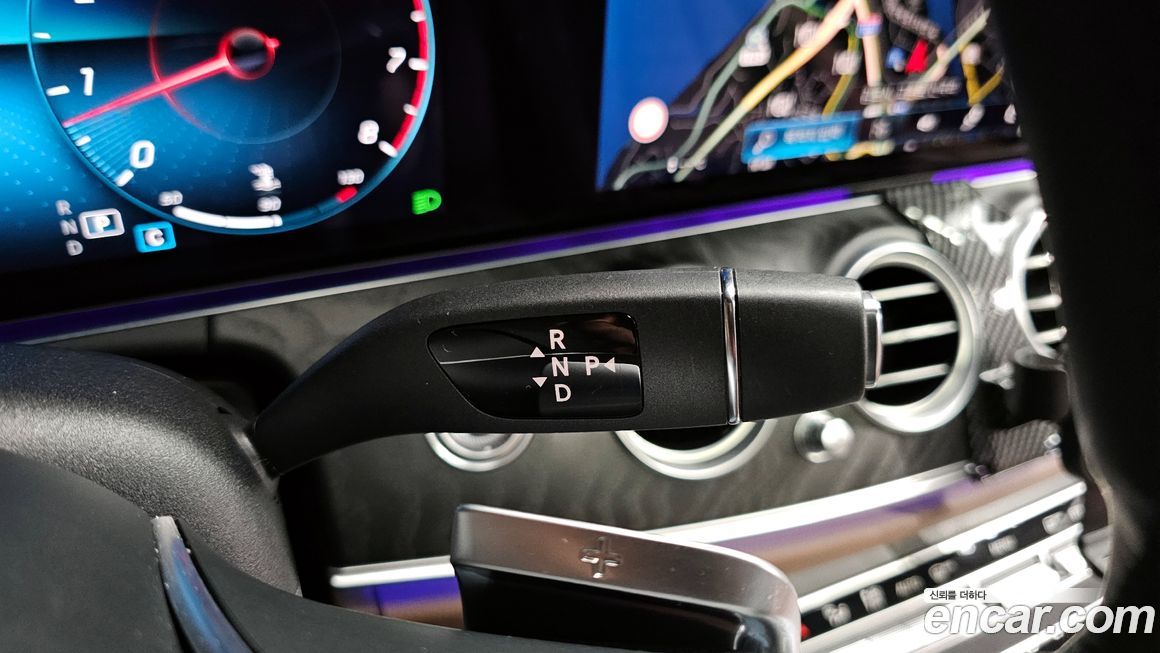 Mercedes-Benz E-Class 2023