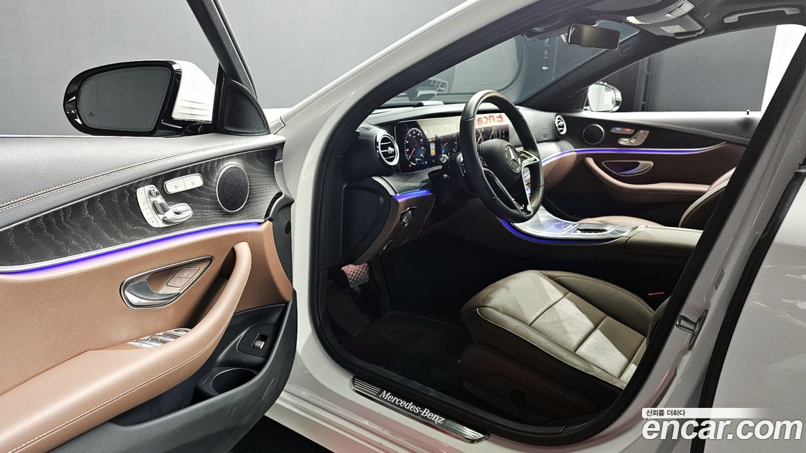 Mercedes-Benz E-Class 2023